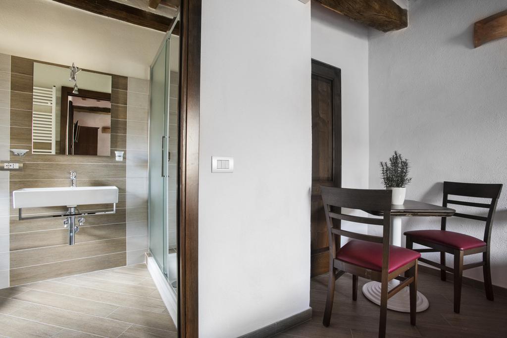 Bed and breakfast Antico Borgo Seggiano Chambre photo